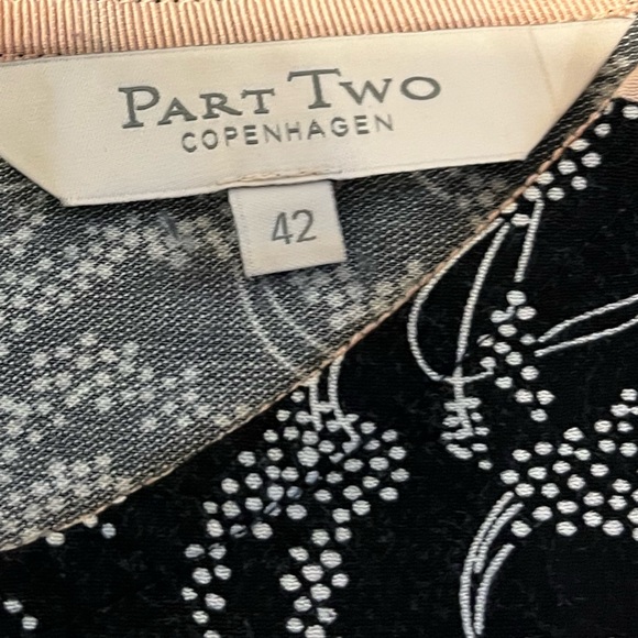 PART TWO Black Floral Print Blouse – Size 42 - Picture 2 of 7